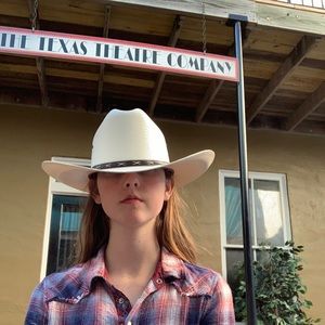 Meet your Posher, Sophia